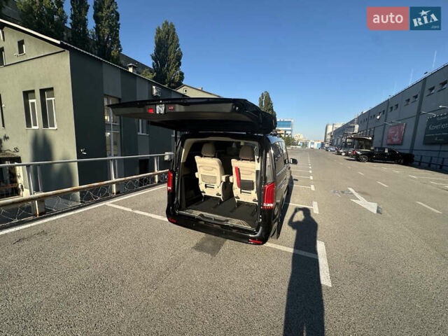 Черный Мерседес В-Класс, объемом двигателя 1.95 л и пробегом 57 тыс. км за 101000 $, фото 25 на Automoto.ua