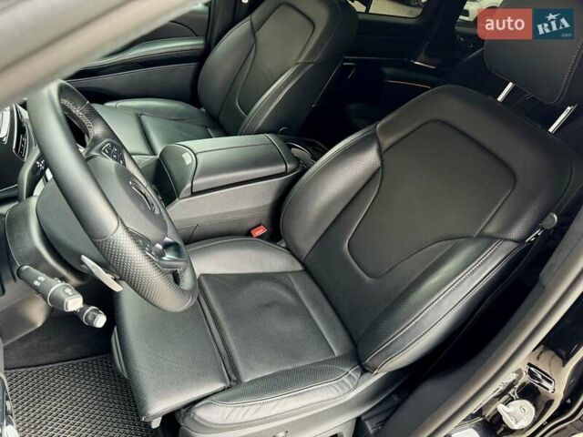 Черный Мерседес В-Класс, объемом двигателя 2 л и пробегом 56 тыс. км за 97000 $, фото 27 на Automoto.ua