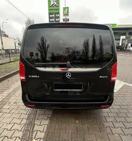 Черный Мерседес В-Класс, объемом двигателя 2.14 л и пробегом 78 тыс. км за 115000 $, фото 1 на Automoto.ua