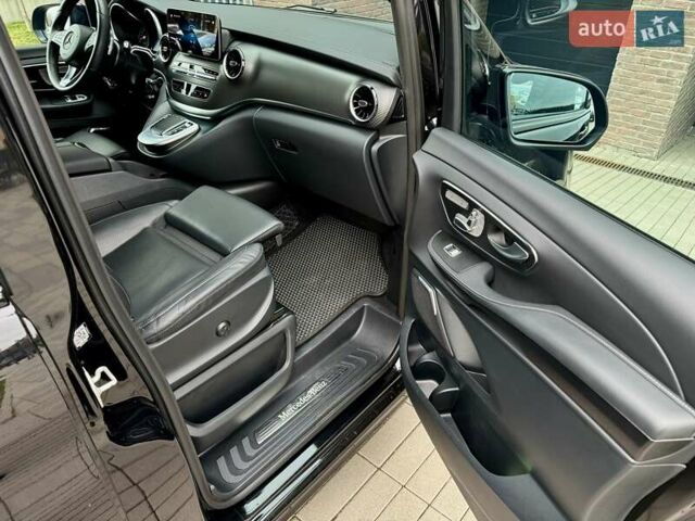 Черный Мерседес В-Класс, объемом двигателя 2 л и пробегом 56 тыс. км за 97000 $, фото 37 на Automoto.ua