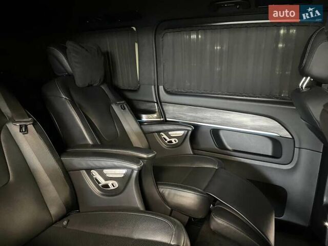 Чорний Мерседес В-Клас, об'ємом двигуна 2.14 л та пробігом 35 тис. км за 89700 $, фото 40 на Automoto.ua