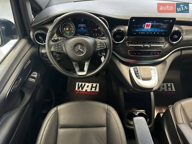 Чорний Мерседес В-Клас, об'ємом двигуна 2 л та пробігом 40 тис. км за 79500 $, фото 14 на Automoto.ua