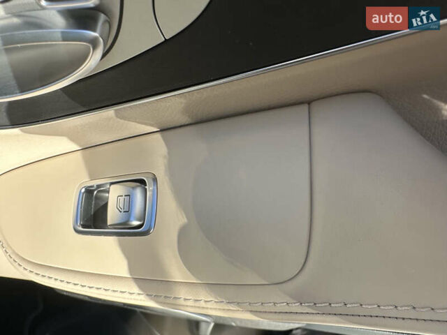 Черный Мерседес В-Класс, объемом двигателя 1.95 л и пробегом 57 тыс. км за 101000 $, фото 39 на Automoto.ua