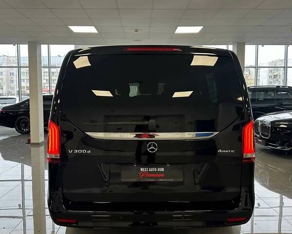 Чорний Мерседес В-Клас, об'ємом двигуна 2 л та пробігом 40 тис. км за 79500 $, фото 5 на Automoto.ua