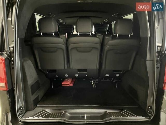 Чорний Мерседес В-Клас, об'ємом двигуна 2.14 л та пробігом 35 тис. км за 89700 $, фото 25 на Automoto.ua