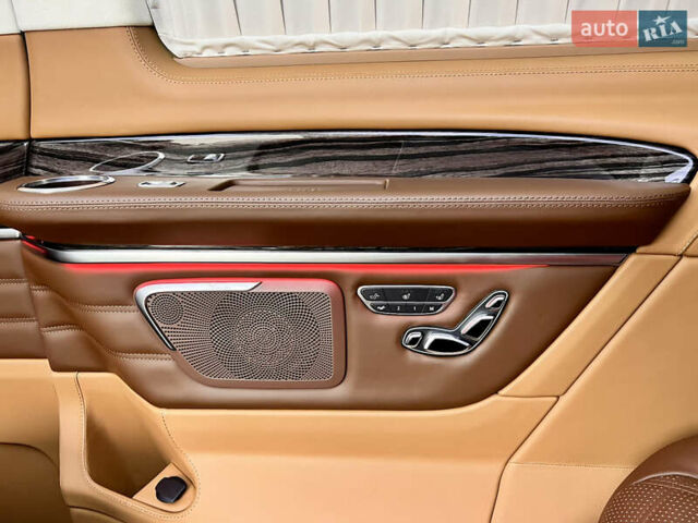 Чорний Мерседес В-Клас, об'ємом двигуна 1.95 л та пробігом 28 тис. км за 122000 $, фото 21 на Automoto.ua