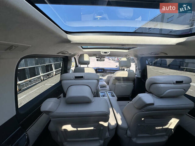 Черный Мерседес В-Класс, объемом двигателя 1.95 л и пробегом 57 тыс. км за 101000 $, фото 69 на Automoto.ua