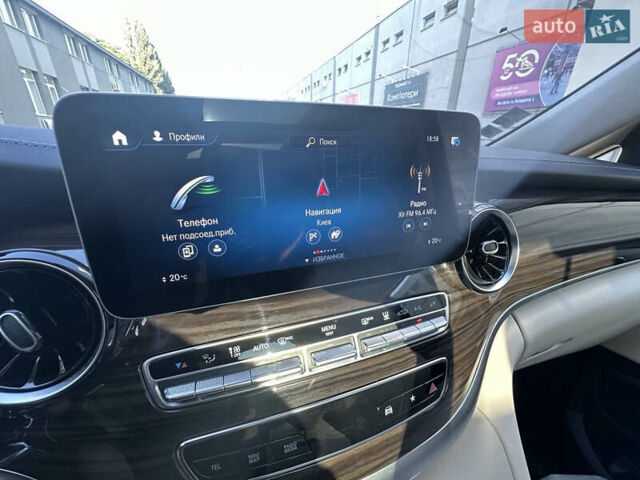 Черный Мерседес В-Класс, объемом двигателя 1.95 л и пробегом 57 тыс. км за 101000 $, фото 47 на Automoto.ua