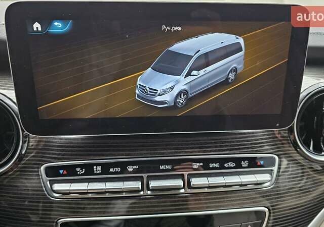 Чорний Мерседес В-Клас, об'ємом двигуна 1.95 л та пробігом 58 тис. км за 105000 $, фото 49 на Automoto.ua