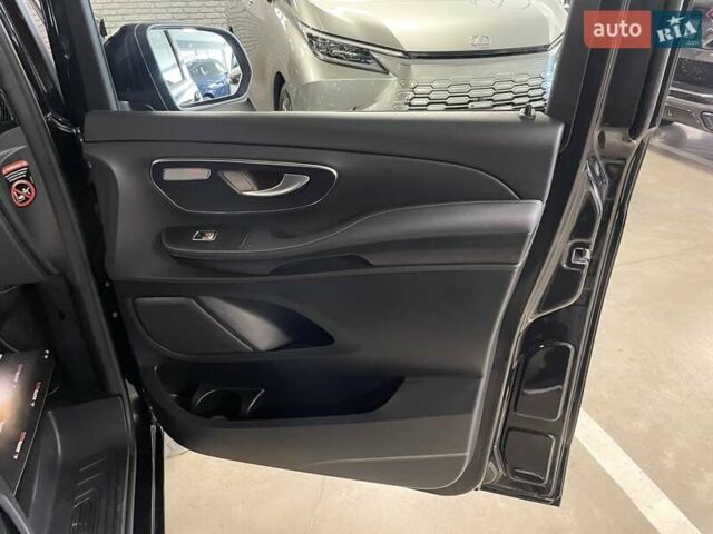 Чорний Мерседес В-Клас, об'ємом двигуна 2.14 л та пробігом 35 тис. км за 89700 $, фото 51 на Automoto.ua