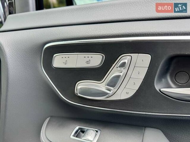 Чорний Мерседес В-Клас, об'ємом двигуна 1.95 л та пробігом 3 тис. км за 105900 $, фото 48 на Automoto.ua