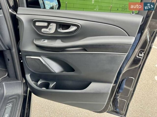 Чорний Мерседес В-Клас, об'ємом двигуна 1.95 л та пробігом 3 тис. км за 105900 $, фото 49 на Automoto.ua