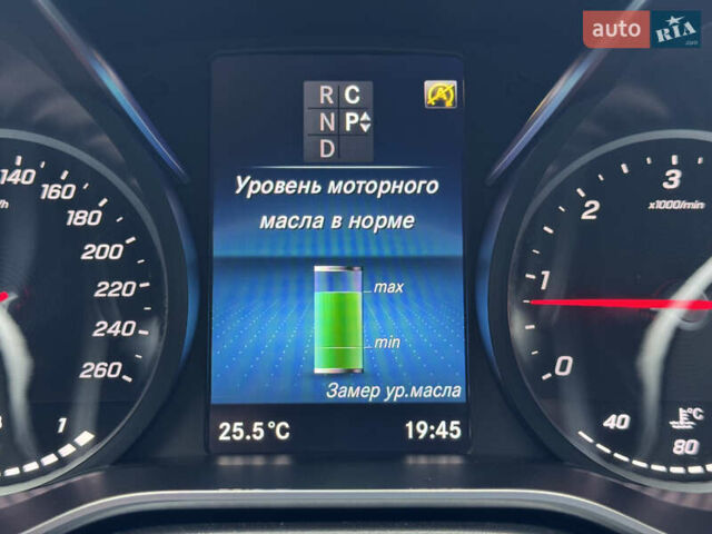 Черный Мерседес В-Класс, объемом двигателя 2.14 л и пробегом 25 тыс. км за 83999 $, фото 67 на Automoto.ua