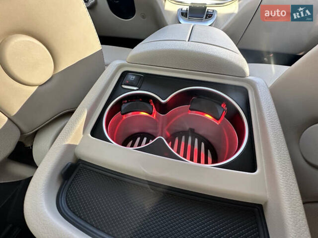 Черный Мерседес В-Класс, объемом двигателя 1.95 л и пробегом 57 тыс. км за 101000 $, фото 59 на Automoto.ua