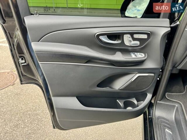Чорний Мерседес В-Клас, об'ємом двигуна 1.95 л та пробігом 3 тис. км за 105900 $, фото 36 на Automoto.ua