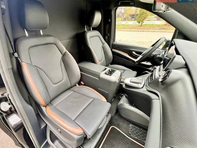 Мерседес В-Класс 2023 в Киеве на Automoto.ua Черный Мерседес В-Класс, объемом двигателя 2.14 л и пробегом 28 тыс. км за 134999 $, фото 58 на Automoto.ua