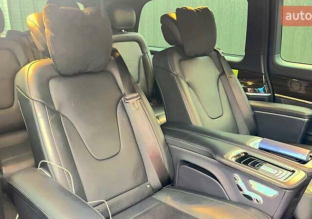 Черный Мерседес В-Класс, объемом двигателя 2.14 л и пробегом 78 тыс. км за 115000 $, фото 10 на Automoto.ua