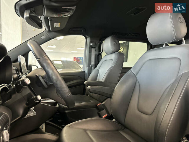 Черный Мерседес В-Класс, объемом двигателя 1.95 л и пробегом 40 тыс. км за 81900 $, фото 10 на Automoto.ua