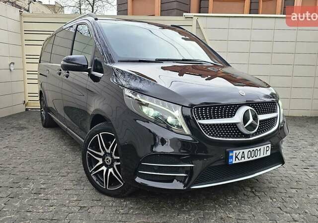 Чорний Мерседес В-Клас, об'ємом двигуна 1.95 л та пробігом 58 тис. км за 105000 $, фото 1 на Automoto.ua