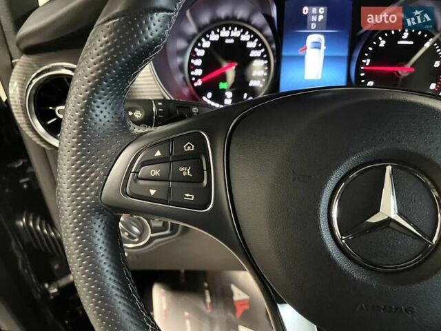 Чорний Мерседес В-Клас, об'ємом двигуна 2.14 л та пробігом 35 тис. км за 89700 $, фото 58 на Automoto.ua