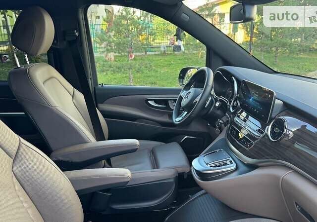 Черный Мерседес В-Класс, объемом двигателя 1.95 л и пробегом 42 тыс. км за 97999 $, фото 26 на Automoto.ua