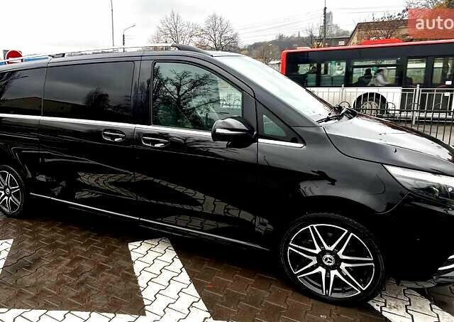 Черный Мерседес В-Класс, объемом двигателя 2.14 л и пробегом 78 тыс. км за 115000 $, фото 3 на Automoto.ua