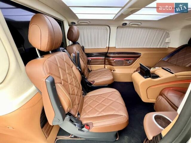 Мерседес В-Класс 2023 в Киеве на Automoto.ua Черный Мерседес В-Класс, объемом двигателя 2.14 л и пробегом 28 тыс. км за 134999 $, фото 39 на Automoto.ua