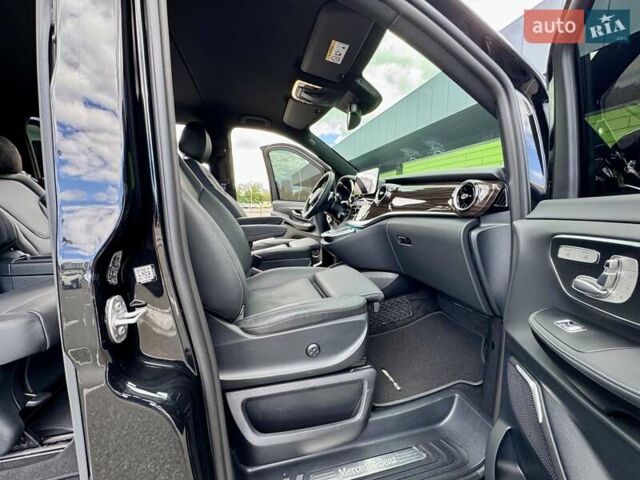 Мерседес В-Класс 2023 в Киеве на Automoto.ua Черный Мерседес В-Класс, объемом двигателя 1.95 л и пробегом 3 тыс. км за 102900 $, фото 48 на Automoto.ua
