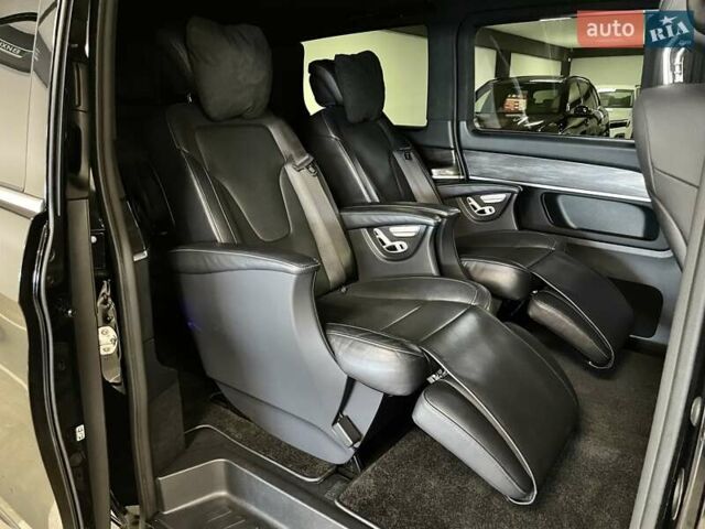 Чорний Мерседес В-Клас, об'ємом двигуна 2.14 л та пробігом 35 тис. км за 89700 $, фото 38 на Automoto.ua
