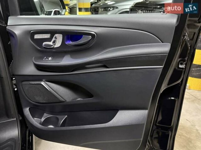 Черный Мерседес В-Класс, объемом двигателя 1.9 л и пробегом 8 тыс. км за 119500 $, фото 101 на Automoto.ua