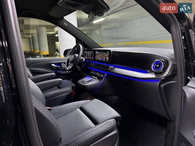 Черный Мерседес В-Класс, объемом двигателя 1.9 л и пробегом 8 тыс. км за 119500 $, фото 88 на Automoto.ua