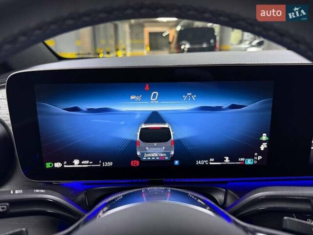 Черный Мерседес В-Класс, объемом двигателя 1.9 л и пробегом 8 тыс. км за 119500 $, фото 66 на Automoto.ua