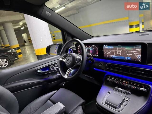 Черный Мерседес В-Класс, объемом двигателя 1.9 л и пробегом 8 тыс. км за 119500 $, фото 85 на Automoto.ua