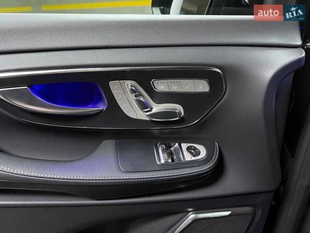 Черный Мерседес В-Класс, объемом двигателя 1.9 л и пробегом 8 тыс. км за 119500 $, фото 36 на Automoto.ua