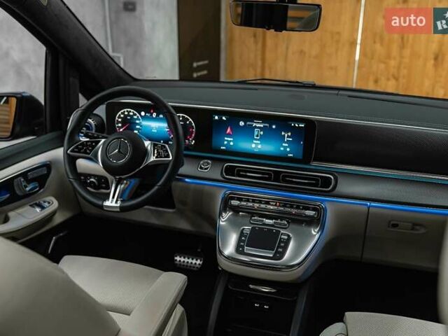 Черный Мерседес В-Класс, объемом двигателя 2.14 л и пробегом 5 тыс. км за 238322 $, фото 18 на Automoto.ua