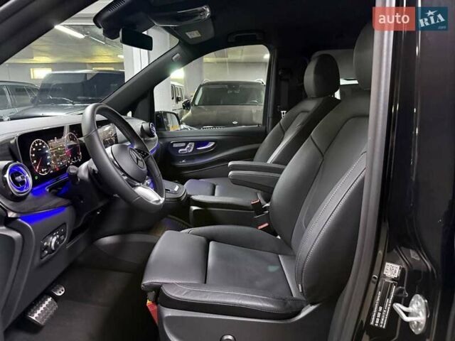 Черный Мерседес В-Класс, объемом двигателя 1.9 л и пробегом 8 тыс. км за 119500 $, фото 44 на Automoto.ua