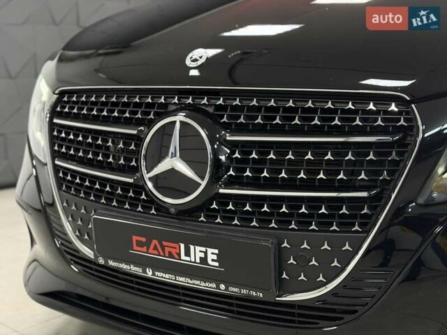 Черный Мерседес В-Класс, объемом двигателя 1.95 л и пробегом 53 тыс. км за 107500 $, фото 7 на Automoto.ua