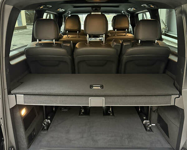 Черный Мерседес В-Класс, объемом двигателя 1.95 л и пробегом 19 тыс. км за 125000 $, фото 13 на Automoto.ua