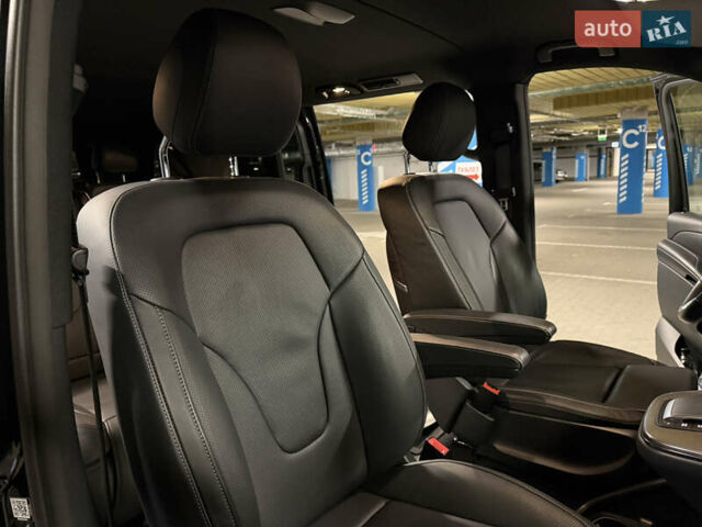 Черный Мерседес В-Класс, объемом двигателя 1.95 л и пробегом 8 тыс. км за 129900 $, фото 37 на Automoto.ua