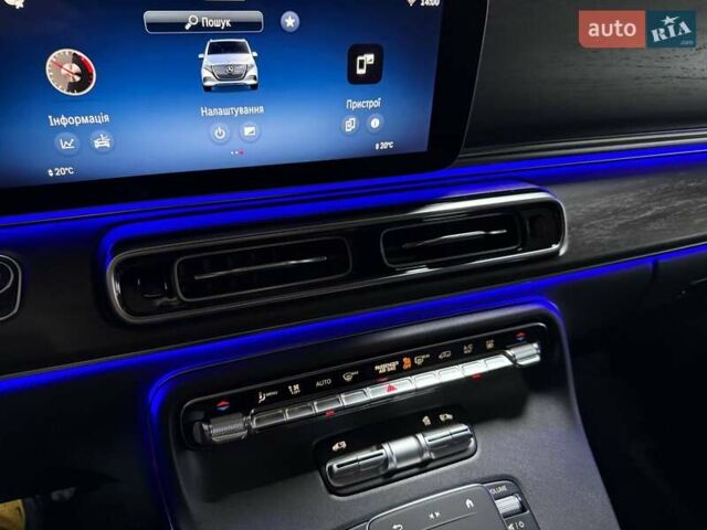 Черный Мерседес В-Класс, объемом двигателя 1.9 л и пробегом 8 тыс. км за 119500 $, фото 80 на Automoto.ua