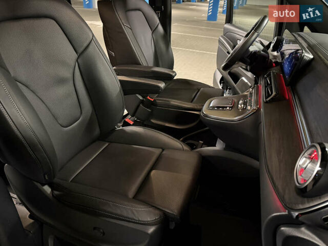 Черный Мерседес В-Класс, объемом двигателя 1.95 л и пробегом 78 тыс. км за 118000 $, фото 38 на Automoto.ua