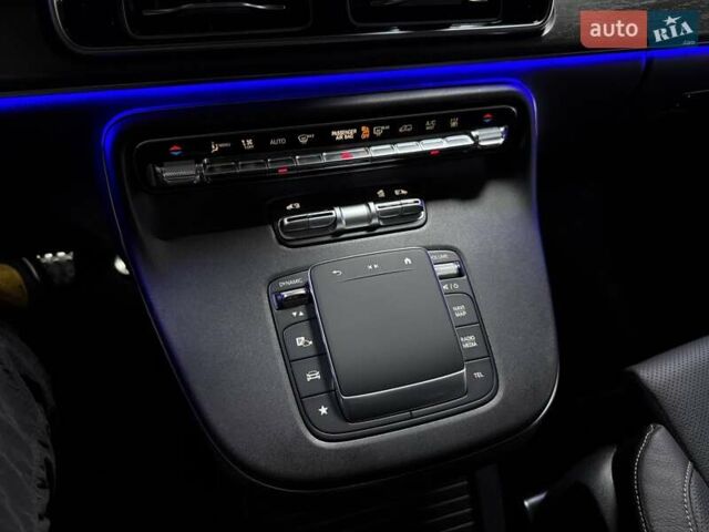 Черный Мерседес В-Класс, объемом двигателя 1.9 л и пробегом 8 тыс. км за 119500 $, фото 83 на Automoto.ua