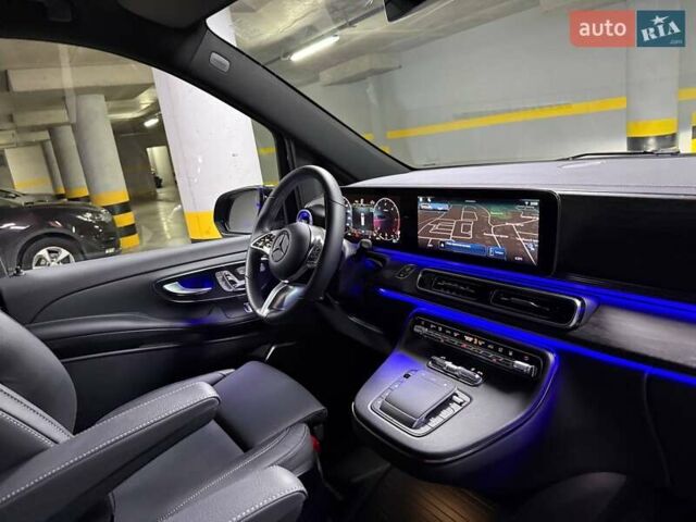 Черный Мерседес В-Класс, объемом двигателя 1.9 л и пробегом 8 тыс. км за 119500 $, фото 86 на Automoto.ua