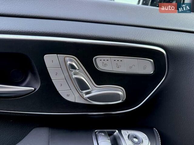Черный Мерседес В-Класс, объемом двигателя 1.95 л и пробегом 38 тыс. км за 137700 $, фото 45 на Automoto.ua