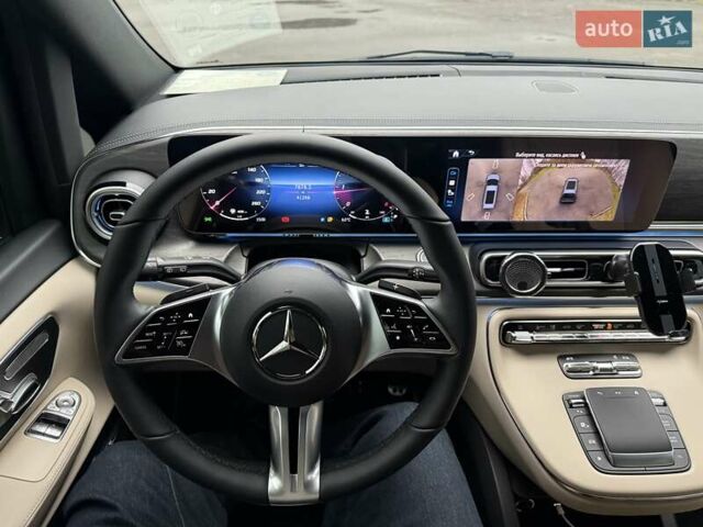 Черный Мерседес В-Класс, объемом двигателя 2 л и пробегом 41 тыс. км за 110000 $, фото 30 на Automoto.ua