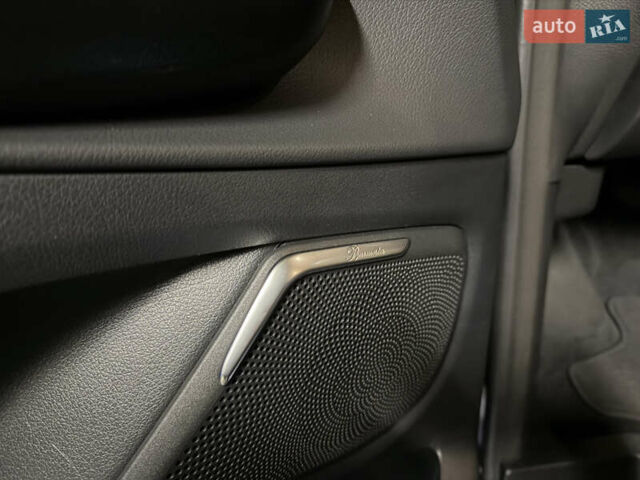 Черный Мерседес В-Класс, объемом двигателя 1.95 л и пробегом 8 тыс. км за 129900 $, фото 29 на Automoto.ua