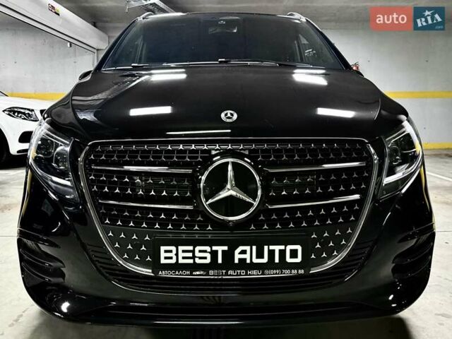 Черный Мерседес В-Класс, объемом двигателя 1.9 л и пробегом 8 тыс. км за 119500 $, фото 2 на Automoto.ua