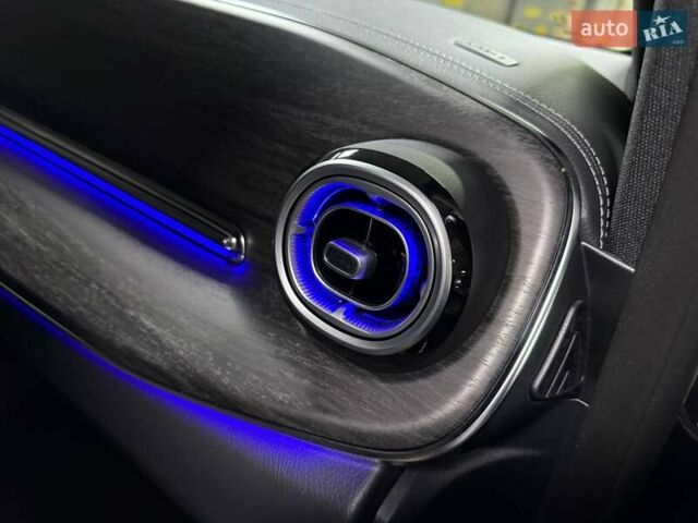 Черный Мерседес В-Класс, объемом двигателя 1.9 л и пробегом 8 тыс. км за 119500 $, фото 97 на Automoto.ua