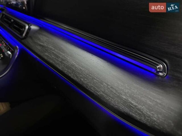 Черный Мерседес В-Класс, объемом двигателя 1.9 л и пробегом 8 тыс. км за 119500 $, фото 96 на Automoto.ua