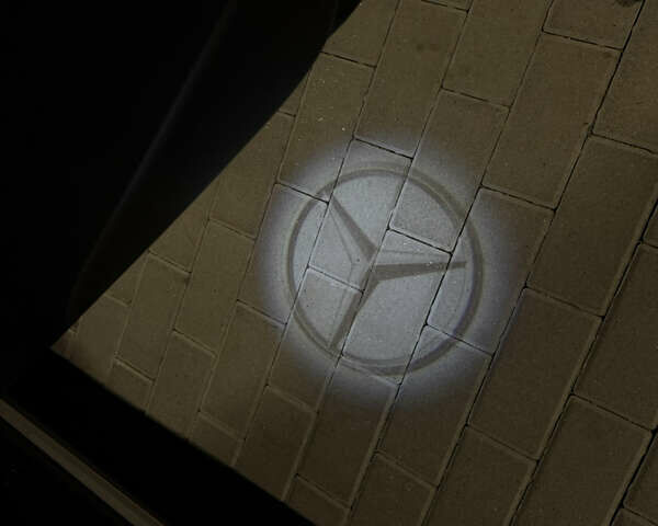 Черный Мерседес В-Класс, объемом двигателя 1.95 л и пробегом 8 тыс. км за 129900 $, фото 41 на Automoto.ua